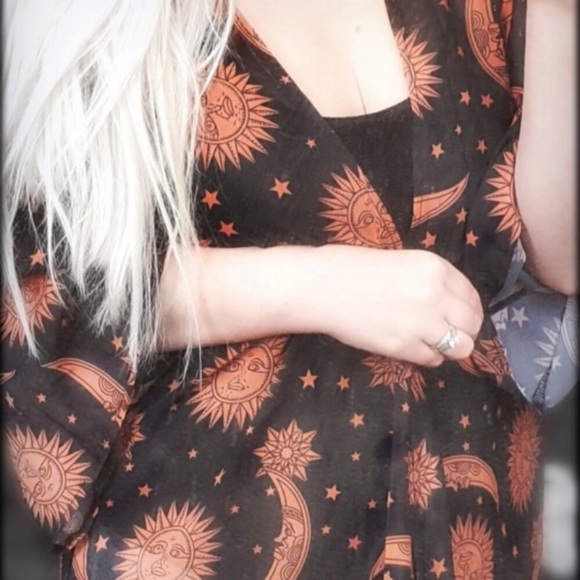 Celestial Sun Moon Kimono - Picture 6 of 8